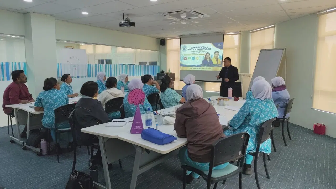 Communication & Workplace Effectiveness
